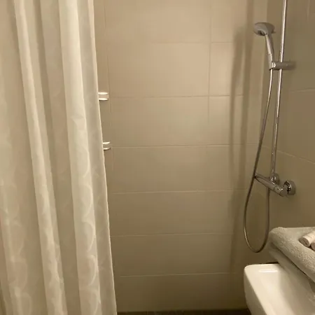 Private With Own Bathroom Проживание в семье *